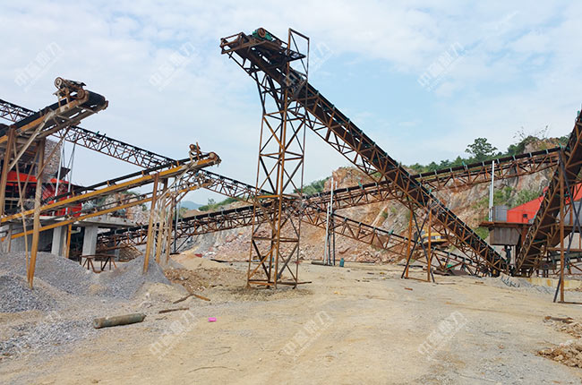 江西客戶(hù)的日產(chǎn)1000方砂石生產(chǎn)線 江西客戶(hù)的日產(chǎn)1000方砂石生產(chǎn)線