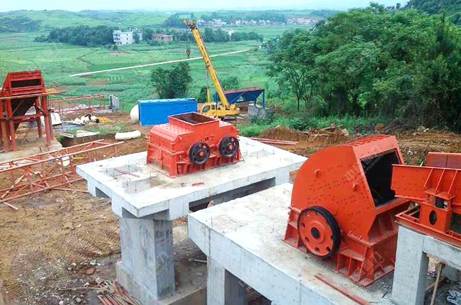 四川客戶(hù)的日產(chǎn)1000方砂石生產(chǎn)線 四川客戶(hù)的日產(chǎn)1000方砂石生產(chǎn)線