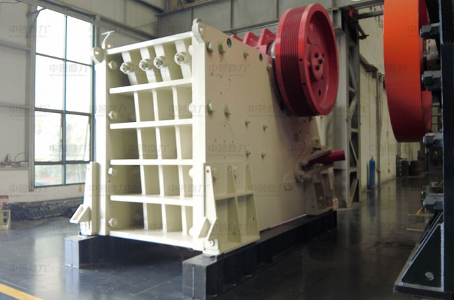 鄂式破碎機(jī)