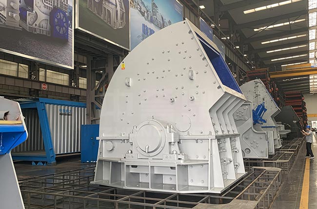 錘式破碎機(jī) 錘式破碎機(jī)