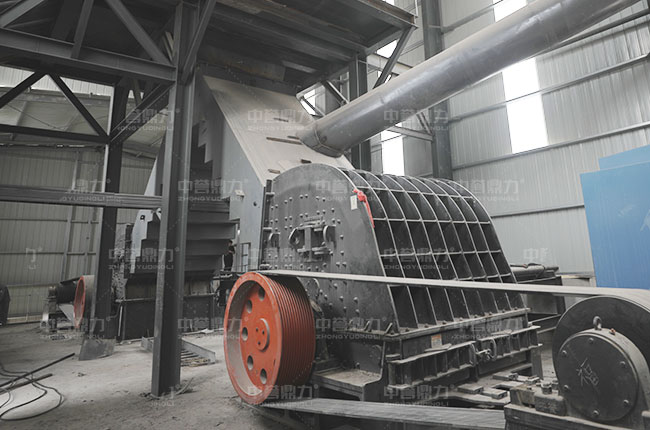 整形錘式破碎機(jī)使用現(xiàn)場(chǎng)