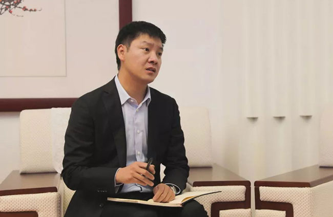 衛(wèi)輝市委書(shū)記梁常運(yùn)等導(dǎo)考察調(diào)研中譽(yù)鼎力智能礦山管理系統(tǒng)應(yīng)用情況