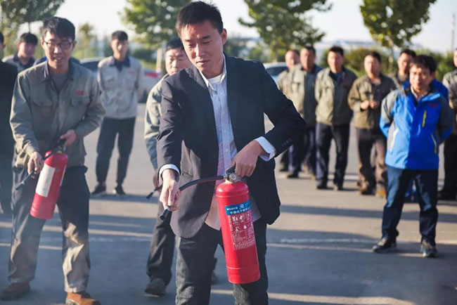 ���u(y��)���������b�����޹�˾�M(j��n)�����������ݾ�