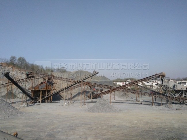 新鄉(xiāng)鼎力湖北大冶市時產(chǎn)200-300噸石灰石生產(chǎn)線