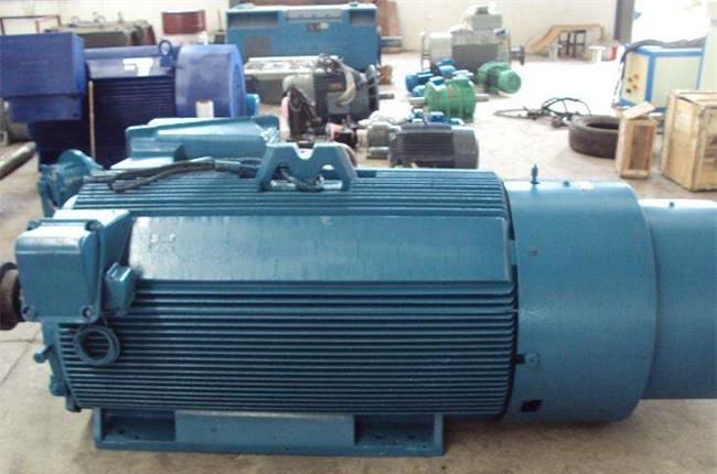 錘式破碎機(jī)發(fā)動(dòng)機(jī)