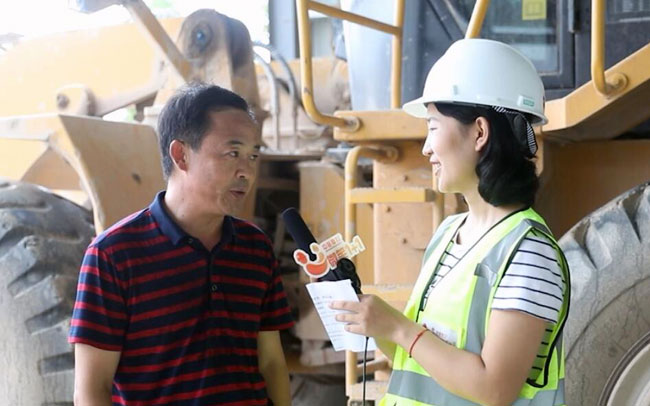 ��������Ж|��ʯ�ϏS����