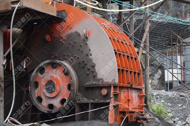 ���ϼ��P�˶��r�²�ʯ���r�a(ch��n)500��ʯ�����a(ch��n)��-����