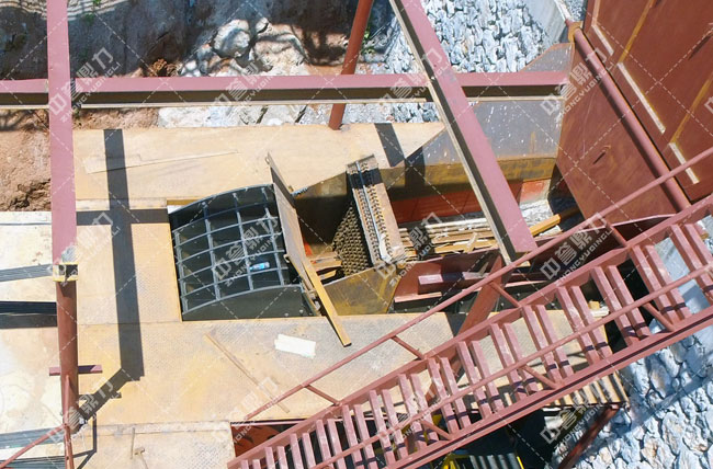 中譽(yù)鼎力破碎機(jī)使用現(xiàn)場(chǎng)