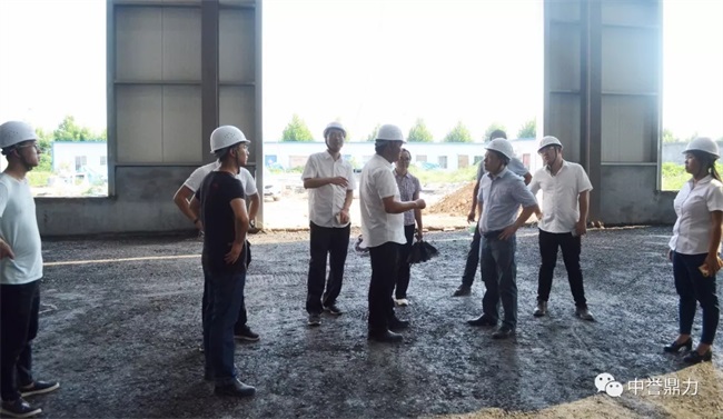 �S�^(q��)һ�w��܇�g���b���У�