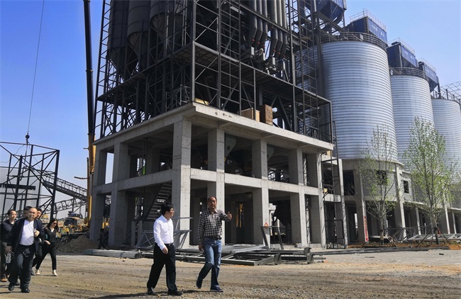 考察藍(lán)天環(huán)保項目