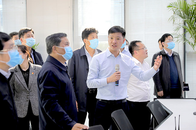 張治民董事長介紹中譽鼎力礦山管理云數(shù)據(jù)