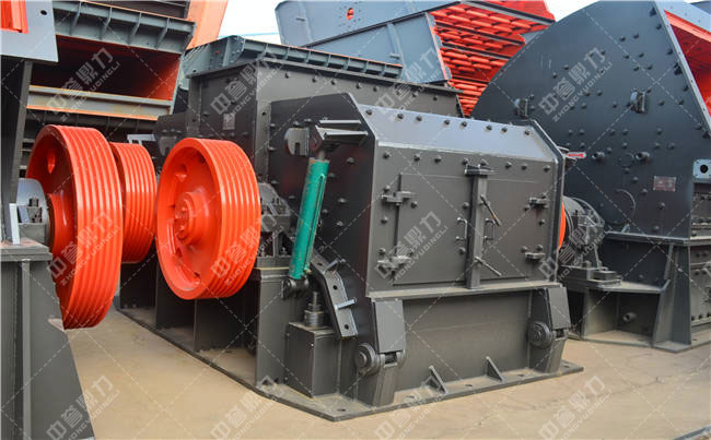 05石子破碎機(jī)