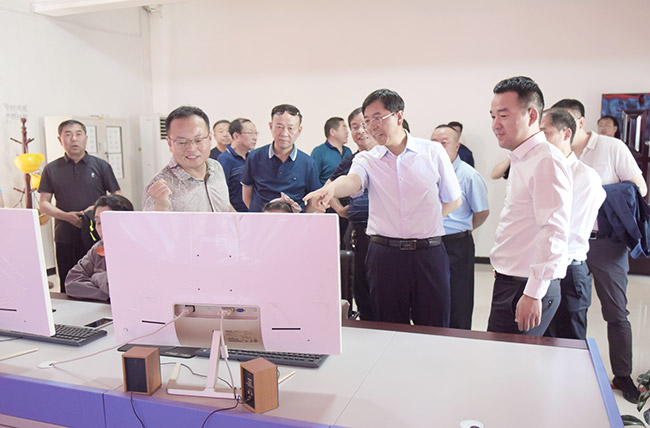 �˽����u�����Vɽ���a(ch��n)����ϵ�y(t��ng)