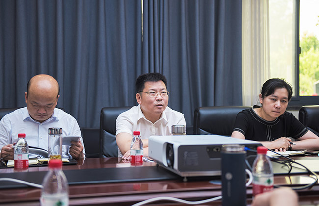 ������Ѩ�п���F(tu��n)�W�R���u(y��)�����{(di��o)��